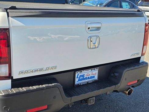 Used 2021 Honda Ridgeline Black Edition image 27