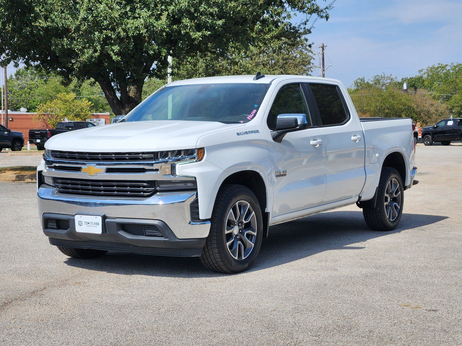 Used 2021 Chevrolet Silverado 1500 LT w/ LPO, Liner Protection Package RWD image 2
