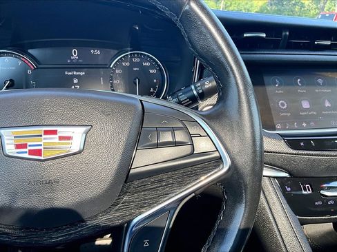 Used 2022 Cadillac XT5 Premium Luxury AWD/4WD image 15