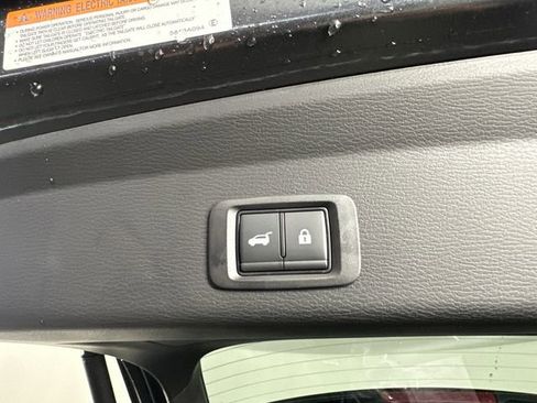 New 2025 Mitsubishi Outlander SEL image 8