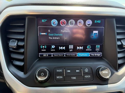 Used 2017 GMC Acadia SLT image 22