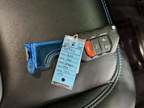 Used 2024 Jeep Wrangler High Altitude image 34