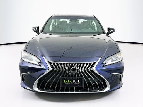 Used 2024 Lexus ES 350 image 2