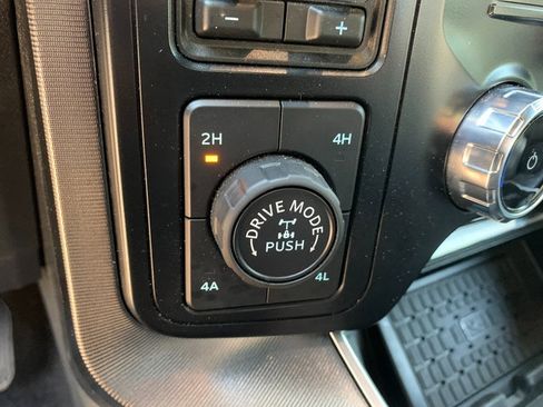 Used 2024 Ford F150 Platinum AWD/4WD image 28