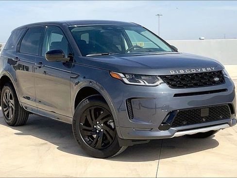 Used 2025 Land Rover Discovery Sport S image 2