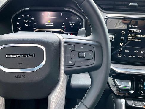 Used 2024 GMC Sierra 1500 Denali w/ Technology Package AWD/4WD image 20
