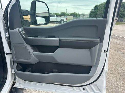 Used 2024 Ford F250 XLT AWD/4WD image 12