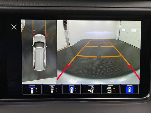 Used 2024 GMC Yukon XL Denali w/ LPO, Floor Liner Package AWD/4WD image 25