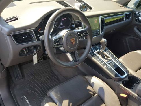 Used 2017 Porsche Macan image 15