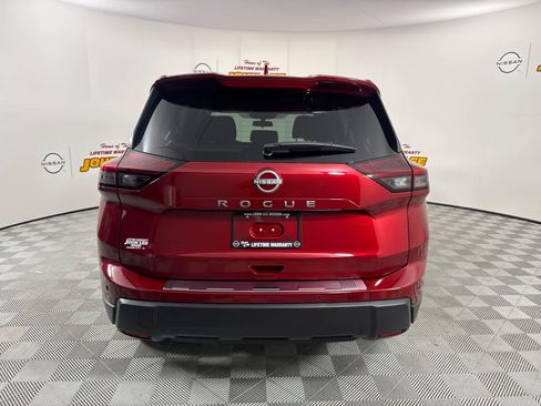 New 2026 Nissan Rogue SV image 4