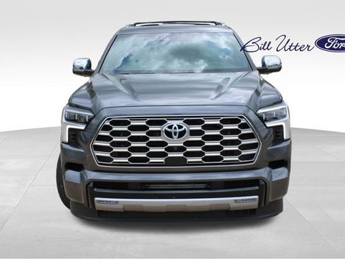 Used 2024 Toyota Sequoia Capstone AWD/4WD image 2