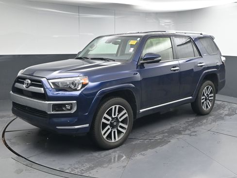 Used 2023 Toyota 4Runner Limited image 4
