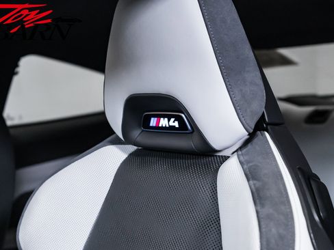 Used 2023 BMW M4 Coupe w/ Executive Package RWD image 30
