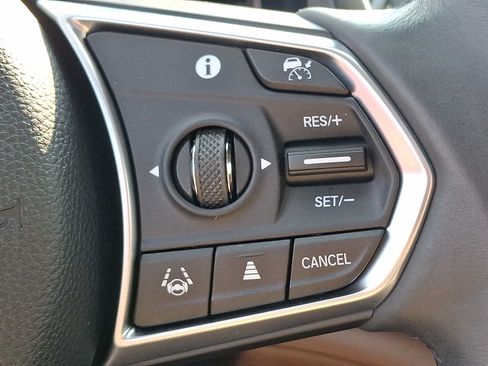 Used 2024 Acura MDX SH-AWD w/ Technology Package image 23