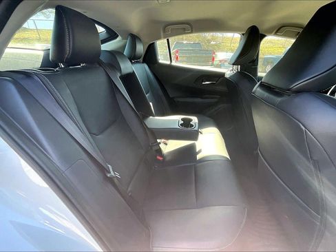 Used 2025 Toyota Prius LE image 21