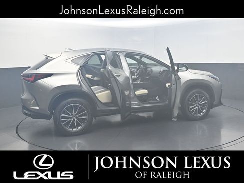 Used 2022 Lexus NX 250 FWD image 24