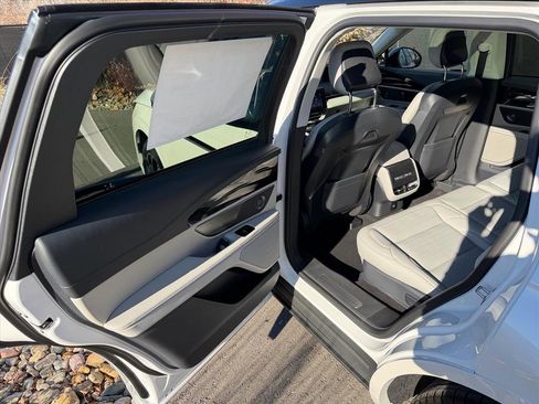 New 2026 Lincoln Nautilus Reserve image 19