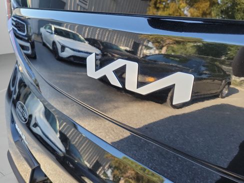 Certified 2024 Kia Soul EX FWD image 8