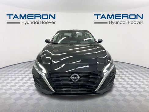 Used 2025 Nissan Altima 2.5 SV image 8