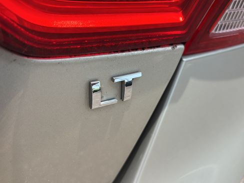 Used 2014 Chevrolet Impala LT w/ Premium Seating Package FWD image 32