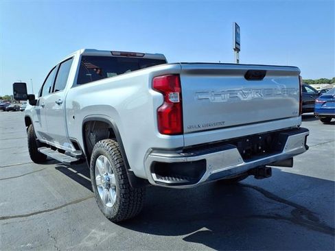 Used 2022 Chevrolet Silverado 2500 LTZ w/ LTZ Convenience Package image 42