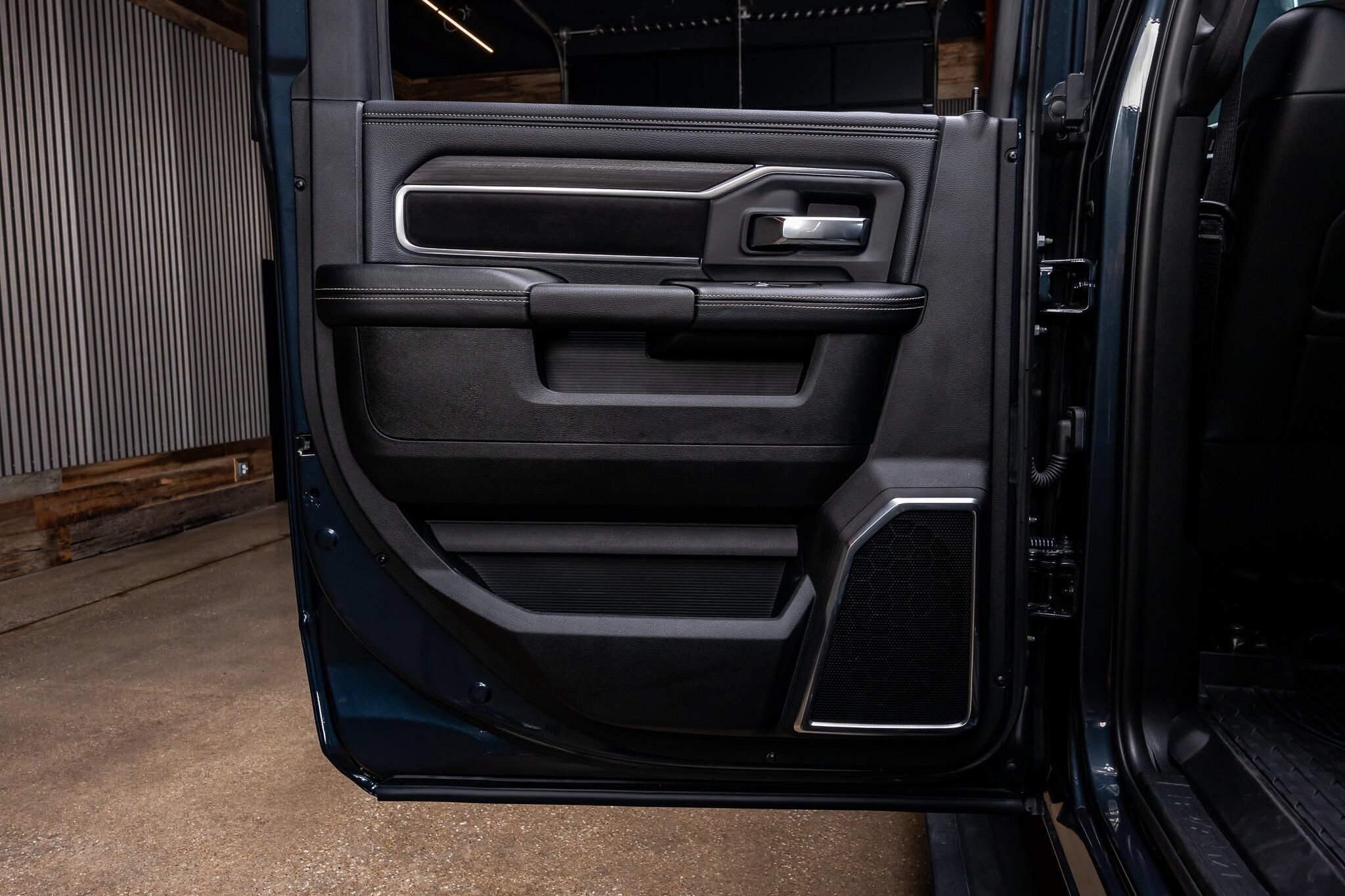 Used 2026 RAM 3500 Laramie w/ Night Edition AWD/4WD image 36