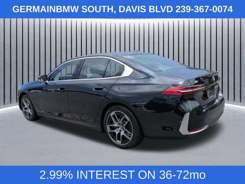 Used 2024 BMW i5 eDrive40i w/ Premium Package RWD image 7