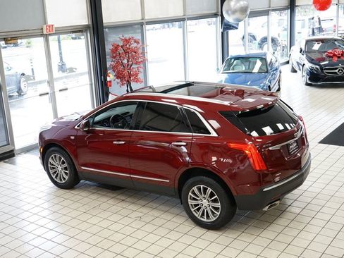Used 2017 Cadillac XT5 Luxury w/ Driver Awareness Package AWD/4WD image 57