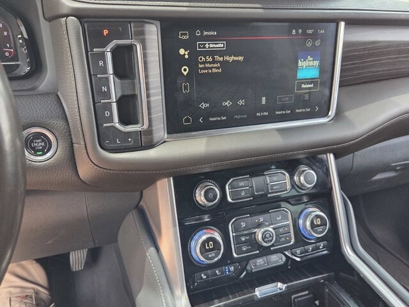 Used 2022 GMC Yukon XL Denali AWD/4WD image 20