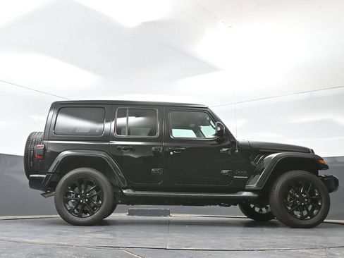 Used 2023 Jeep Wrangler Unlimited Sahara AWD/4WD image 50