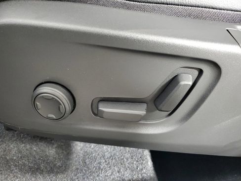 Used 2026 Volvo XC40 B5 Ultra w/ Protection Package Premier image 23