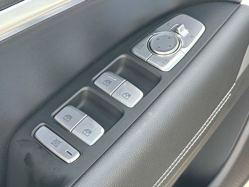 Used 2026 Genesis G70 2.5T RWD image 34