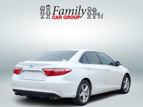 Used 2016 Toyota Camry XLE FWD image 4