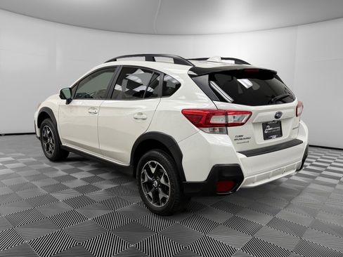 Used 2018 Subaru Crosstrek 2.0i Premium w/ Eyesight System image 3