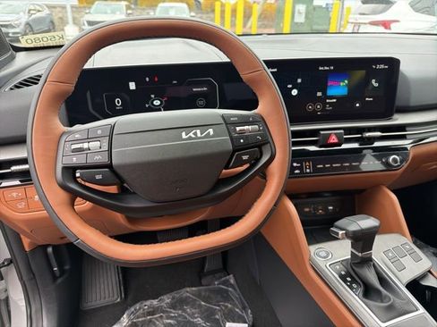 New 2026 Kia Sportage X-Line w/ X-Line Technology Package AWD/4WD image 11