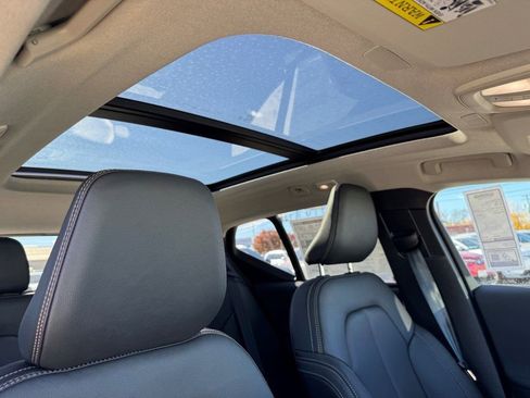 New 2026 Volvo XC40 B5 Plus w/ Protection Package Premier image 10