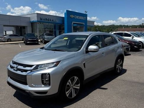 Used 2024 Mitsubishi Outlander Sport AWD image 3