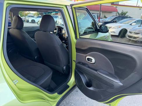 Used 2016 Kia Soul image 16