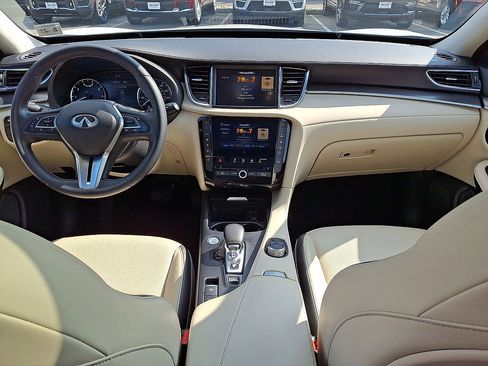 Used 2022 INFINITI QX50 Luxe AWD/4WD image 10