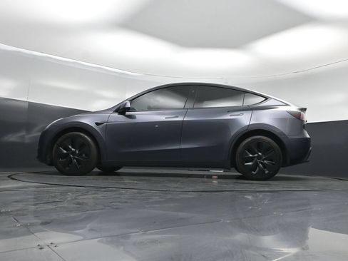 Used 2023 Tesla Model Y Long Range AWD/4WD image 6