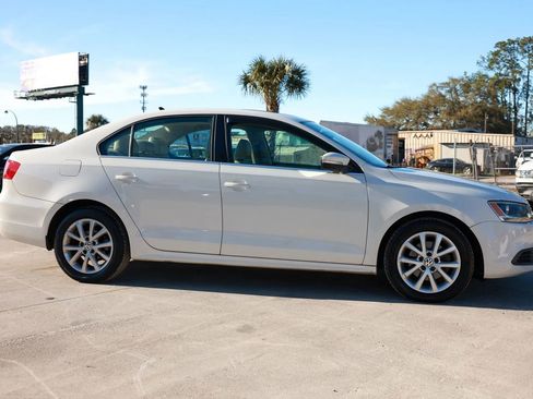 Used 2013 Volkswagen Jetta SE image 8
