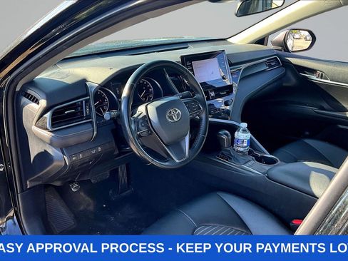 Used 2022 Toyota Camry SE FWD image 19