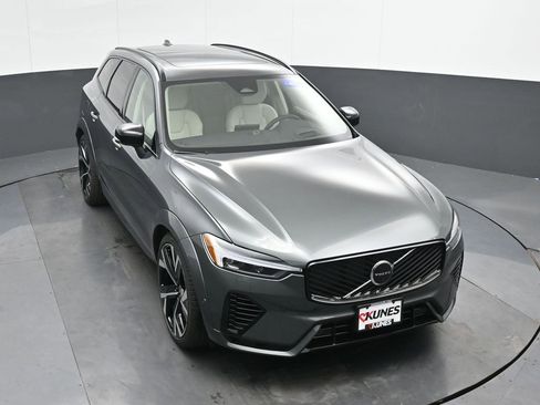 New 2026 Volvo XC60 T8 Ultra image 33