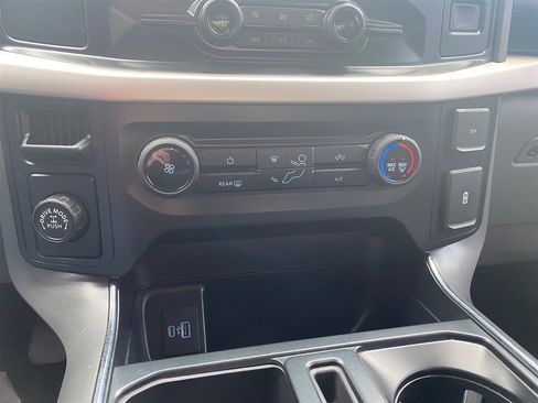 Used 2021 Ford F150 XLT RWD image 19