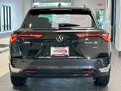 Used 2024 Acura ZDX A-Spec AWD/4WD image 5