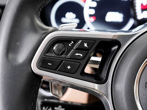 Used 2023 Porsche Cayenne Platinum Edition image 14