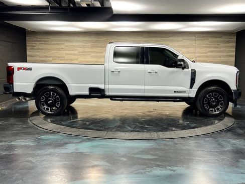 Used 2023 Ford F250 Lariat w/ FX4 Off-Road Package AWD/4WD image 19