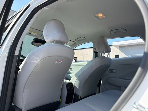 Used 2024 Hyundai Kona SEL AWD/4WD image 13