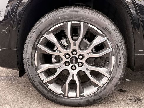 New 2026 GMC Acadia Denali Ultimate image 12