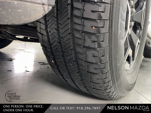 Used 2022 Ford F150 Lightning Pro image 10